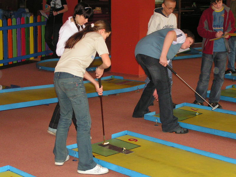 components/com_spgm/spgm/gal/sport/minigolf_08/pict0019.jpg