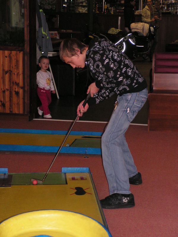 components/com_spgm/spgm/gal/sport/minigolf_09/pict0008.jpg