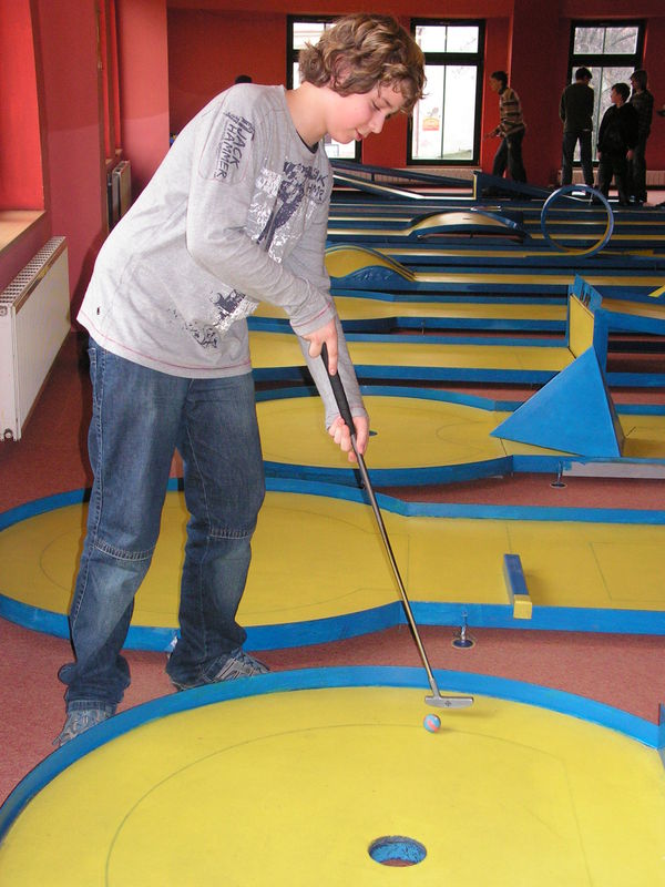 components/com_spgm/spgm/gal/sport/minigolf_09/pict0026.jpg