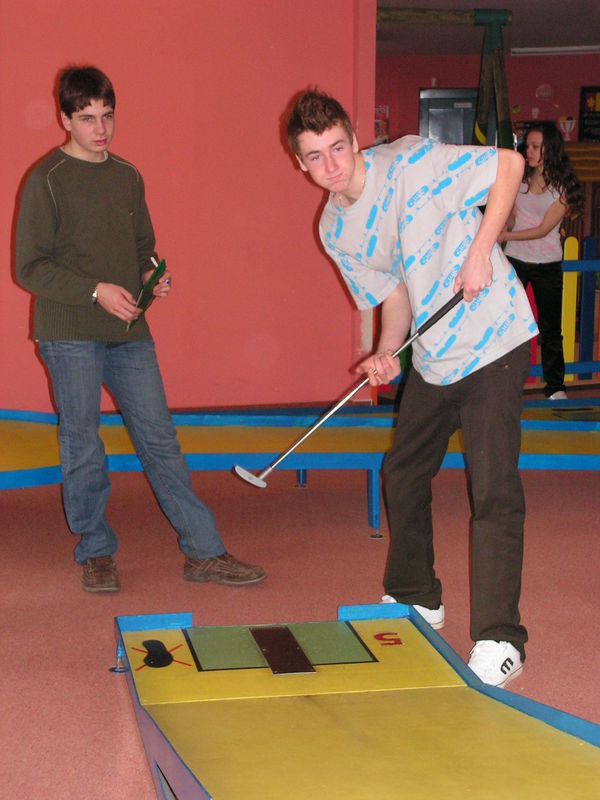 components/com_spgm/spgm/gal/sport/minigolf_09/pict0034.jpg