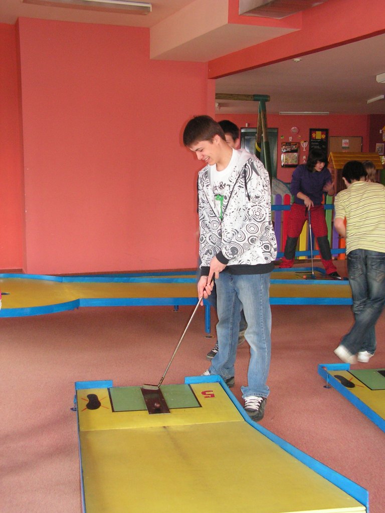 components/com_spgm/spgm/gal/sport/minigolf_10/minigolf10_22.jpg