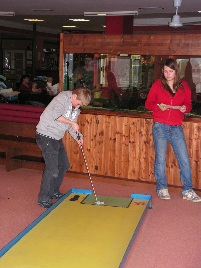 components/com_spgm/spgm/gal/sport/minigolf_10/minigolf10_29.jpg